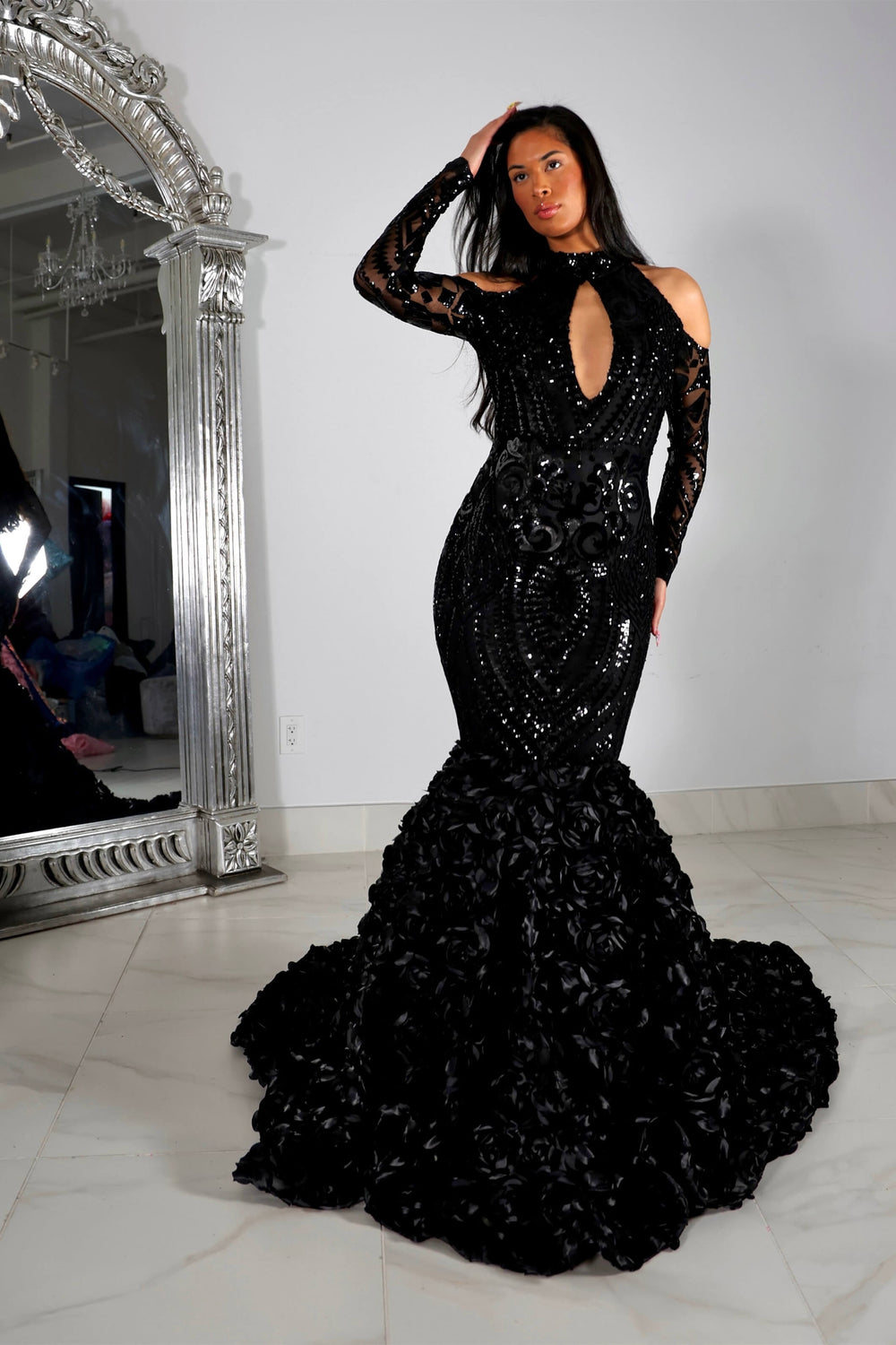 Black Half-Sleeve Halter Mermaid Prom Dress with Floral Appliques