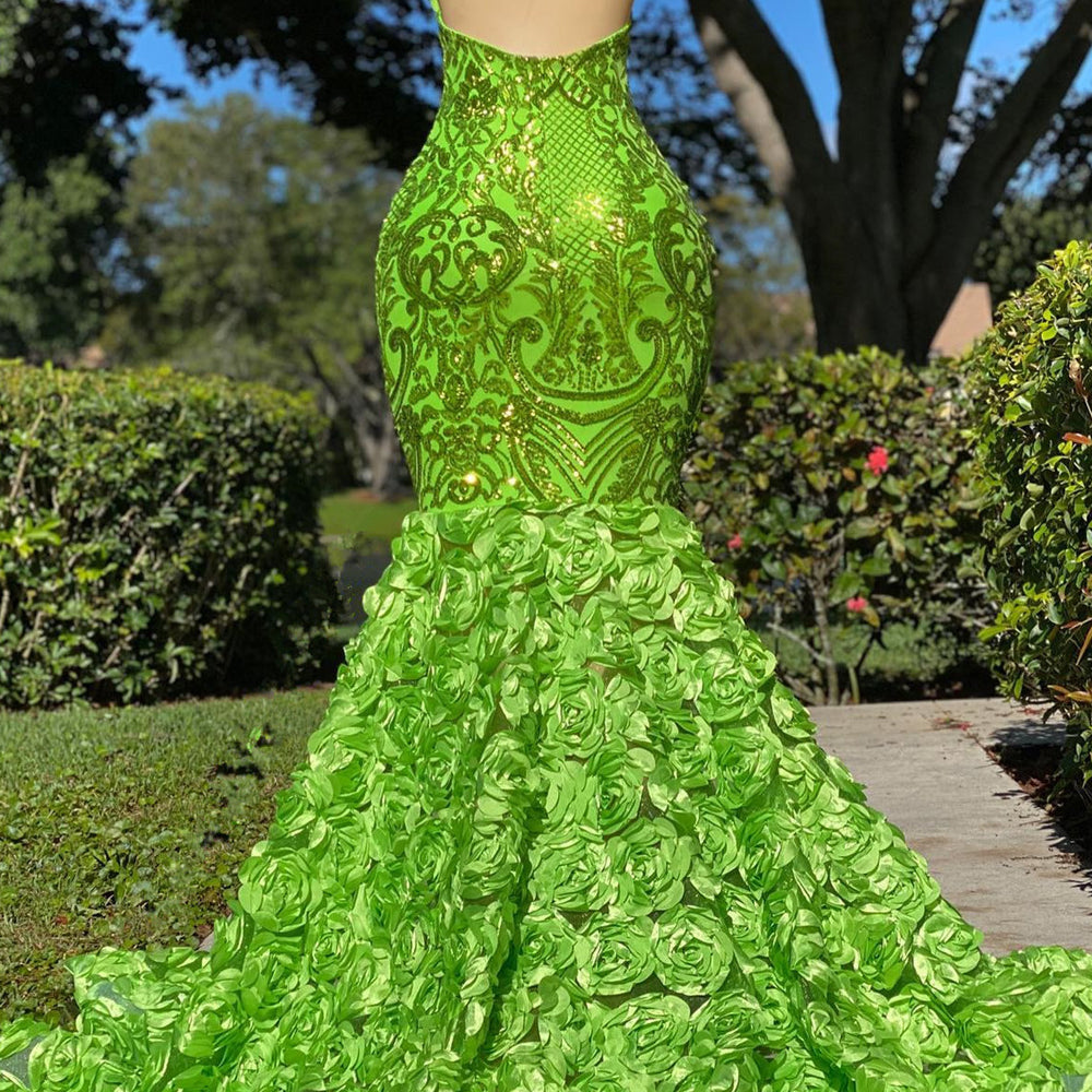 
                      
                        Green Halter Open-Back Sleeveless Mermaid Prom Dress with Flower Appliqu¨¦s
                      
                    