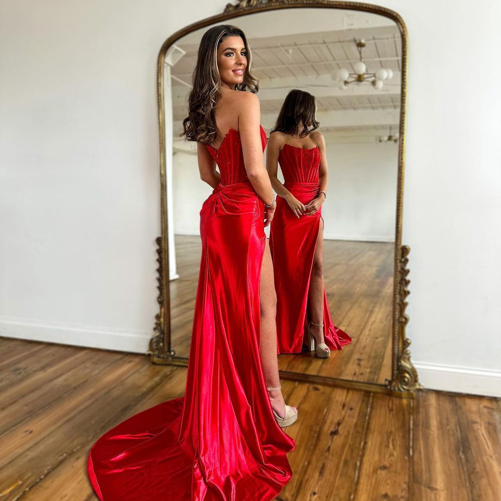 
                      
                        Glamorous Fuchsia Prom Gown with Stunning Appliques and Daring Slit
                      
                    