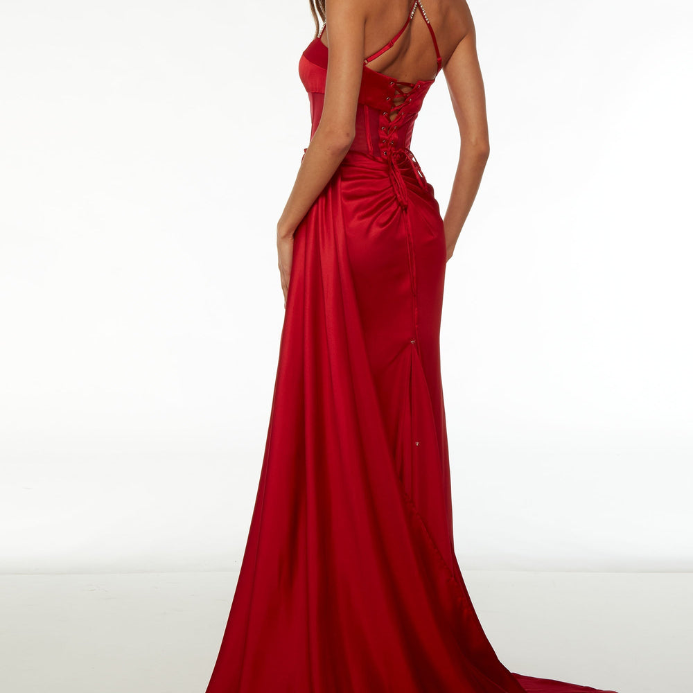 
                      
                        Glamorous Halter Neck Gown with Stunning Open Back and High Side Slit
                      
                    