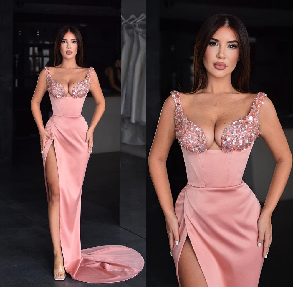 
                      
                        Glamorous Pink Sequin Prom Dress with Spaghetti Straps and Side Slit in Luxurious Satin Fabric
                      
                    