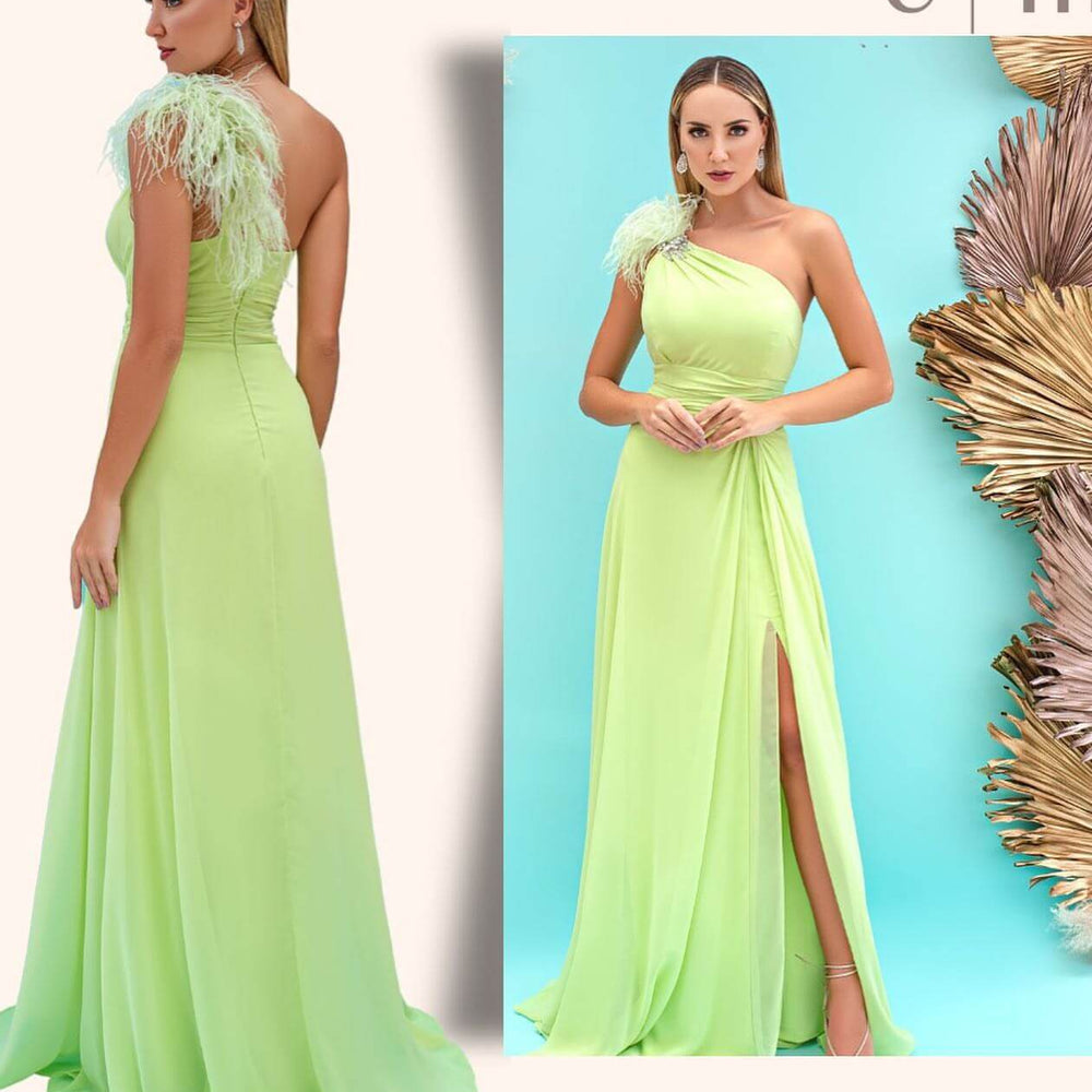 
                      
                        Light Green Front Split Mermaid One Shoulder Evening Dress With Feather
                      
                    