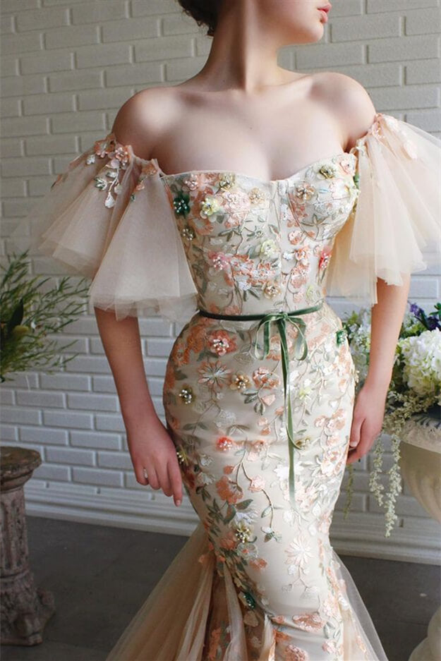 
                      
                        Off-The-Shoulder Mermaid Strapless Evening Dress With Flowers Beadings and Appliques
                      
                    