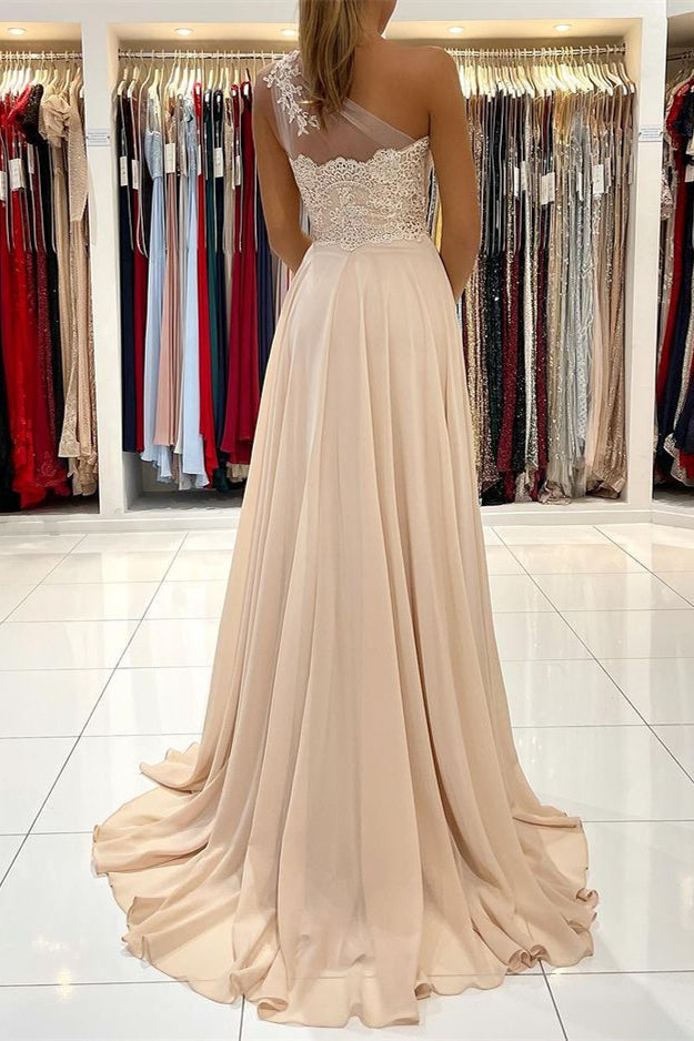 
                      
                        One-Shoulder Lace Appliques Prom Dress With Slit
                      
                    