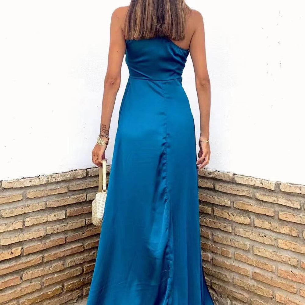 
                      
                        One-Shoulder Royal Blue Prom Dress with a Stylish Slit
                      
                    