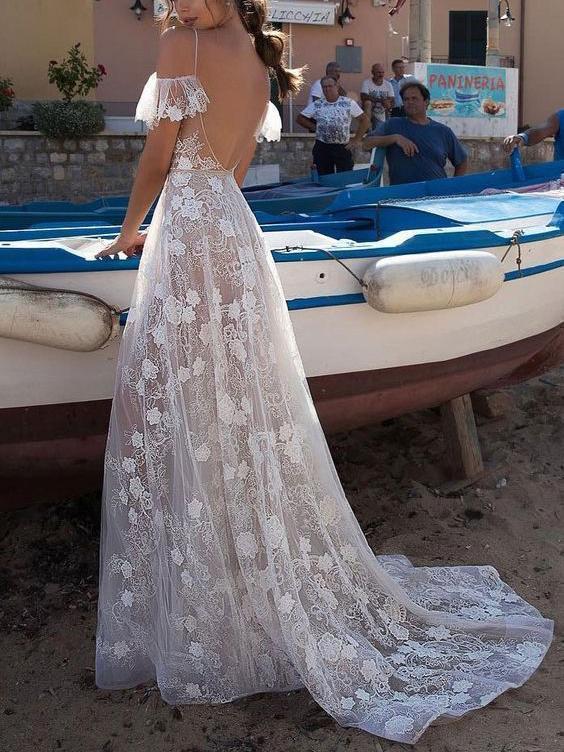 
                      
                        See Through Beach Wedding Dress Spaghetti Straps Lace Bridal Dress
                      
                    