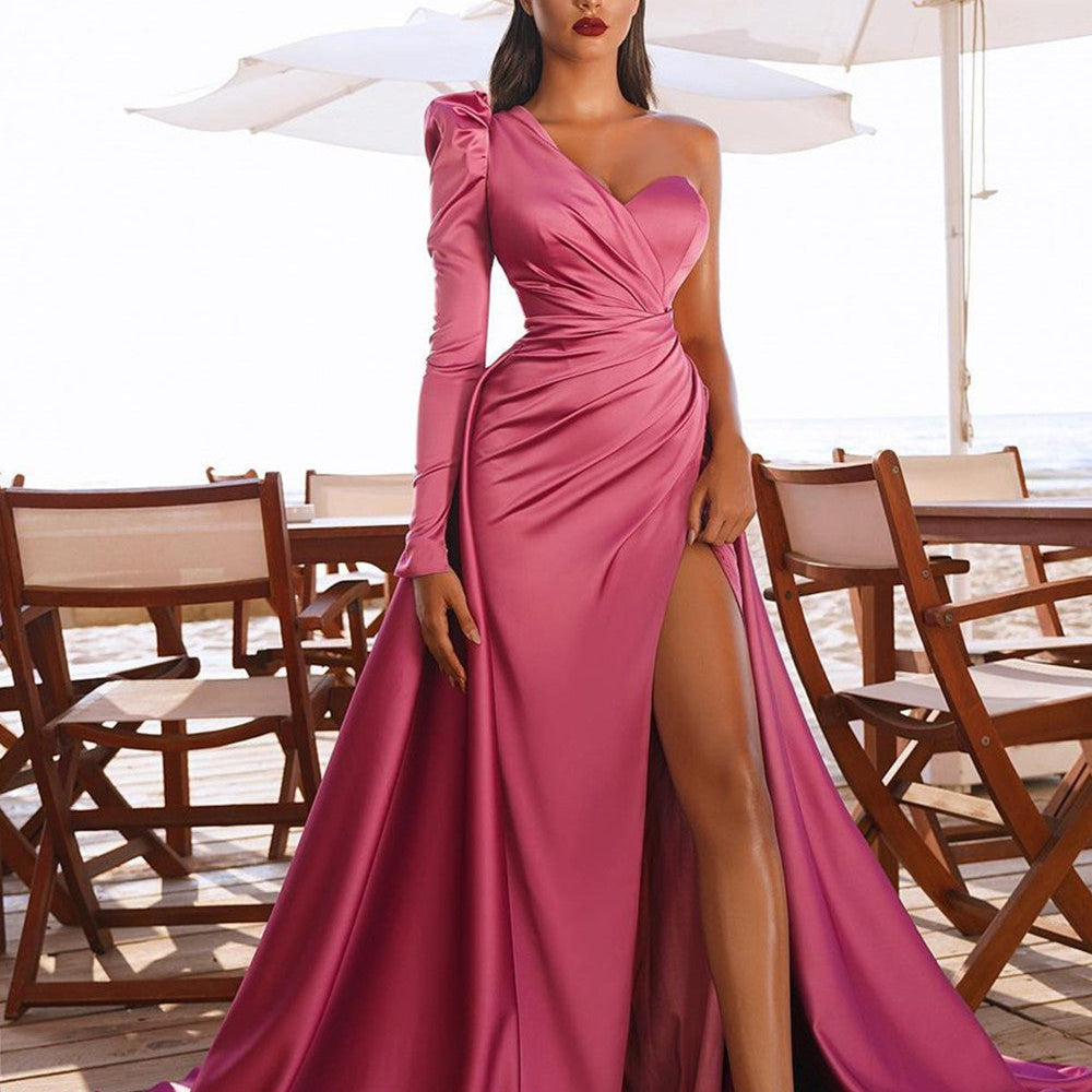 
                      
                        Sexy One Shoulder Satin Evening Maxi Gowns with Sweep Train Side Split Party Dress
                      
                    