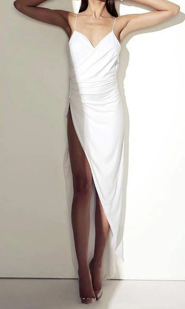 
                      
                        White Satin Mermaid Beach Wedding Dress
                      
                    