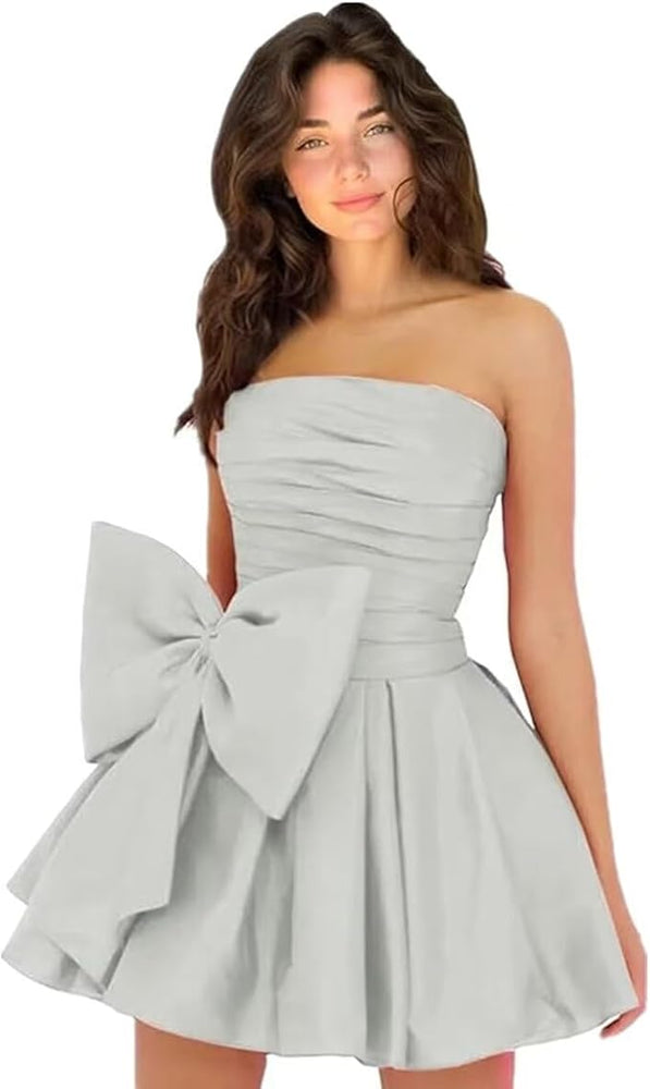 
                      
                        Sleeveless Ruched Short Homecoming Dresses Simple Mini Party Wear Dress with Bow
                      
                    