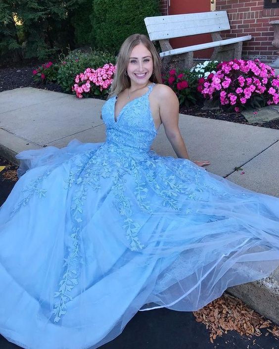 
                      
                        Sky Blue Tulle Long Prom Dress With Appliques
                      
                    