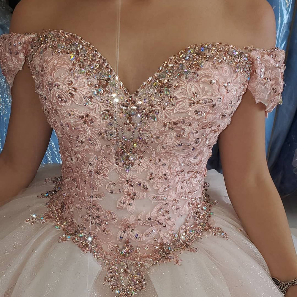 
                      
                        Sparkly Ball Gown Sweetheart Pink Lace Prom Dress With Rhinestone
                      
                    