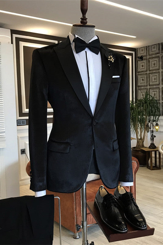 Colby Stylish Black Peaked Lapel Velvet Men Suits For Prom