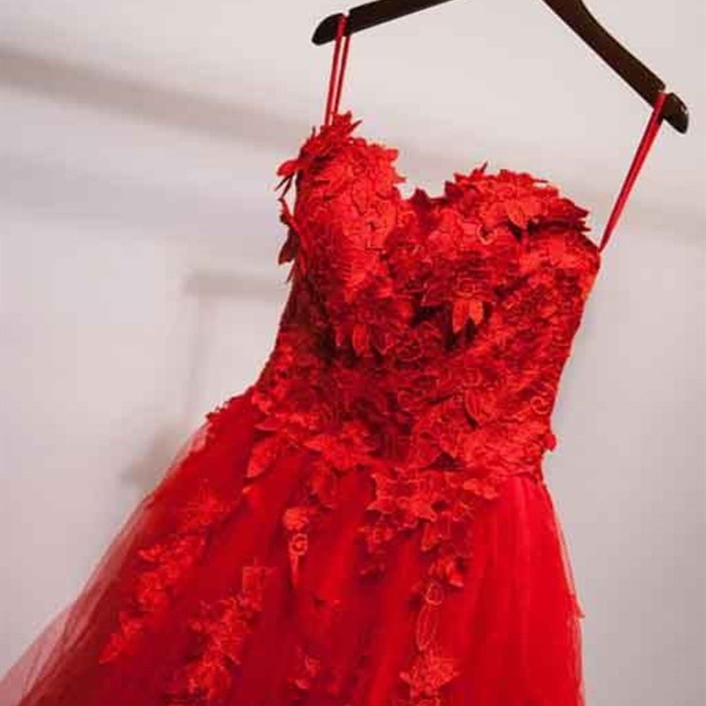 
                      
                        Sweetheart Neck Red Lace Appliques Long Prom Dresses, Red Lace Formal Dresses, Red Evening Dresses
                      
                    