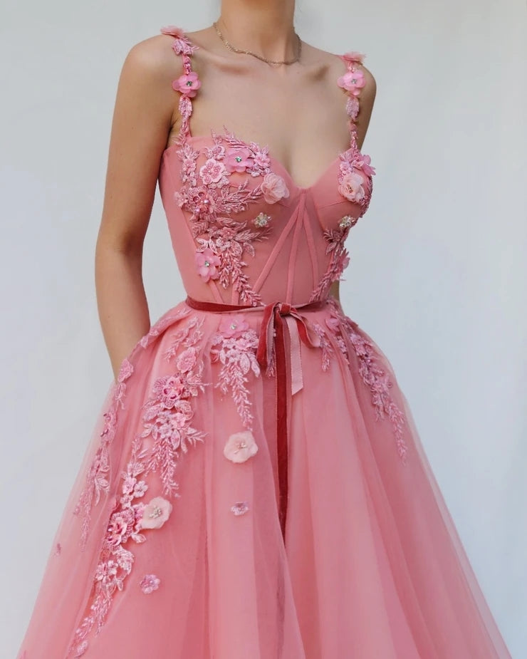 
                      
                        Sweetheart Rouge Tulle Long Prom Dress Floral Party Dress
                      
                    