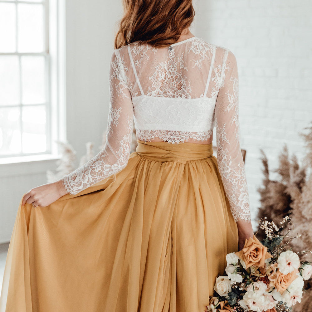 
                      
                        Two Piece Long Sleeve Wedding Dress Rustic Marigold Skirt Bridal Gown 
                      
                    