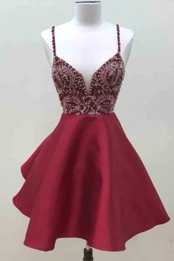 
                      
                        Two Piece Spaghetti Straps Rhinestone Short Homecoming Dress
                      
                    