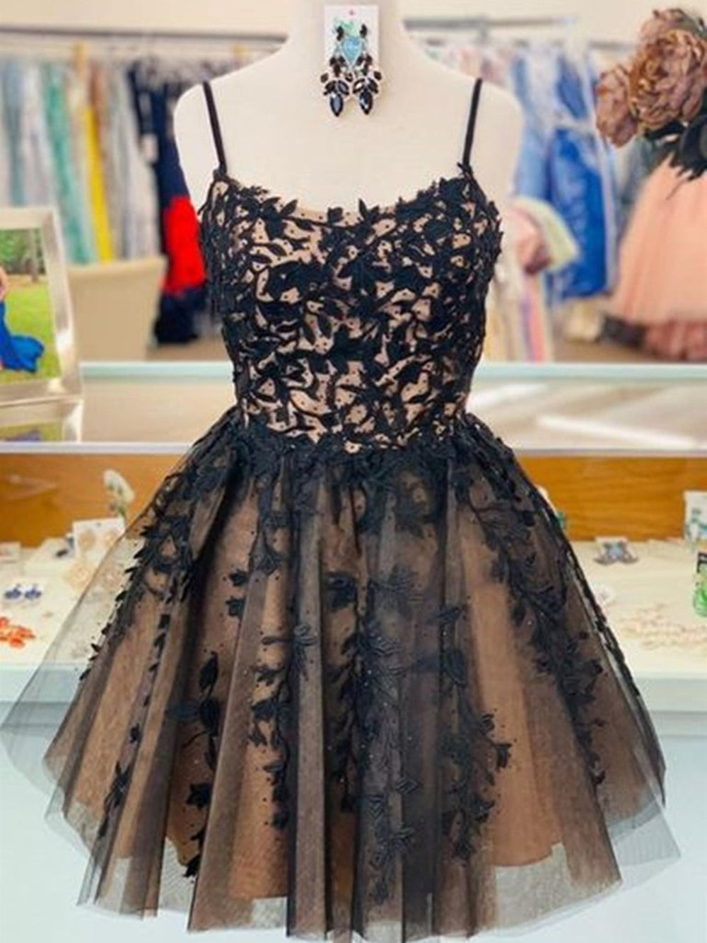 Unique Black Lace Champagne Short Homecoming Prom Dresses, Black Lace Formal Graduation Evening Dresses