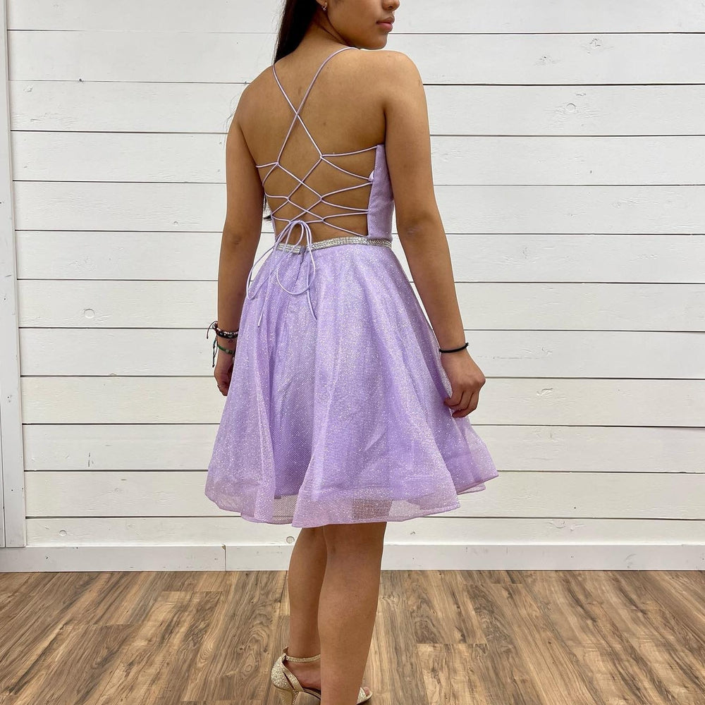 
                      
                        V Neck Backless Purple Tulle Prom Dresses with Belt, Backless Purple Homecoming Dresses, Short Lilac Formal Evening Dresses 
                      
                    