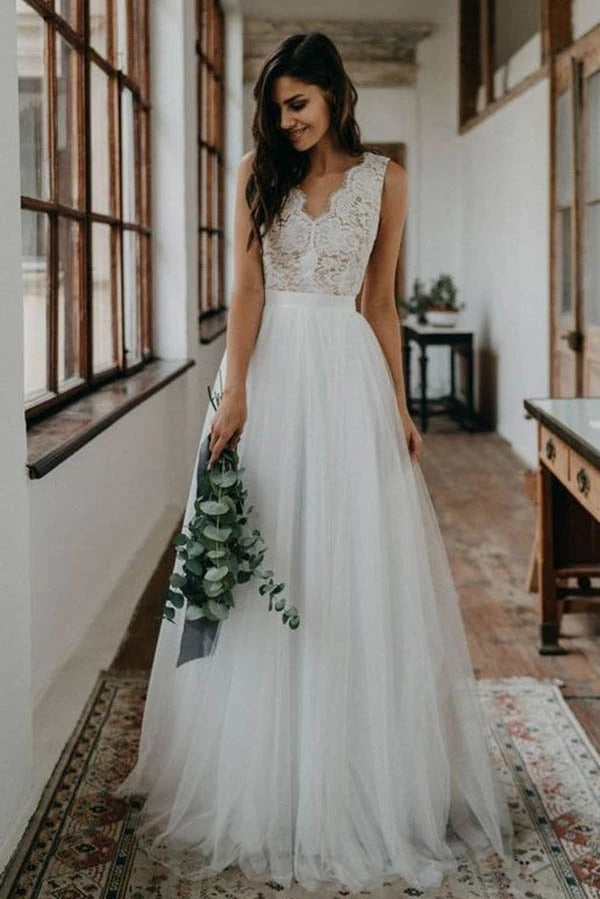  White Tulle Beach Wedding Dress